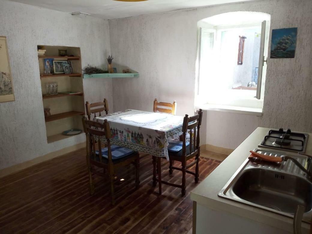 Apartman Dinko ลูเบนิตเซ ภายนอก รูปภาพ